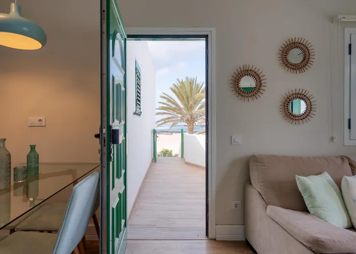 Apartman Cotillo Beachfront Escape